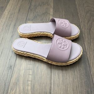 Brand New and Never Worn Tory Burch Open Toe Espadrille Slide - Leather